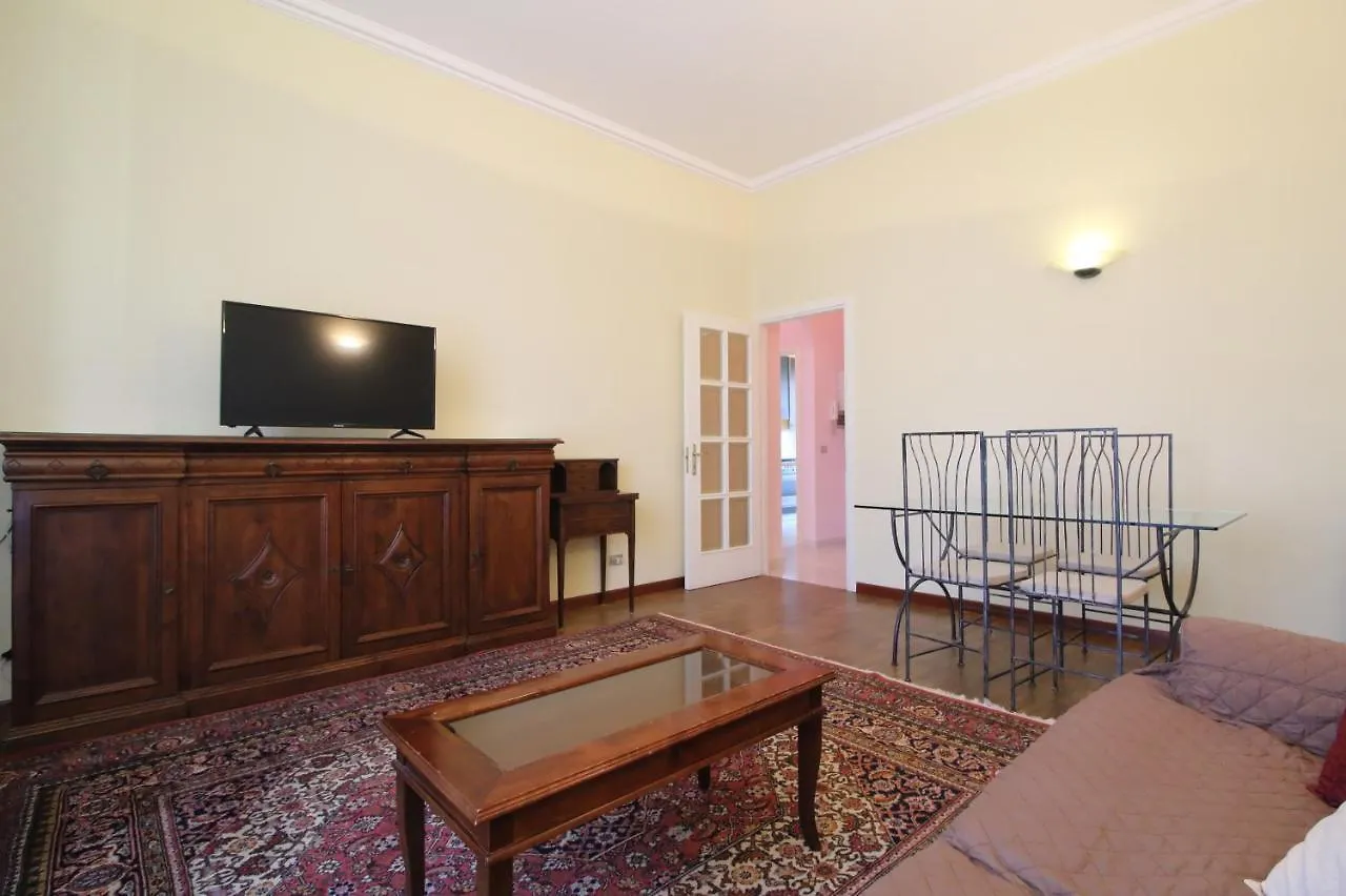 Smart Living Bocconi - Your Home From Home Milan 0*,